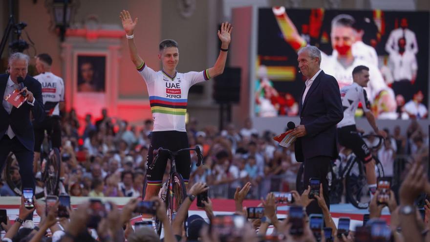 Pogacar desferma la bogeria a la Vuelta