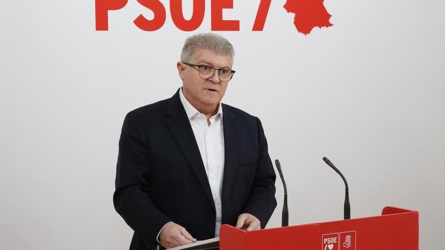 El PSOE pide a PP y Vox &quot;que se aclaren&quot; y &quot;decidan si van a hacer cumplir la Ley del Mar Menor o si van a hacer otra nueva&quot;