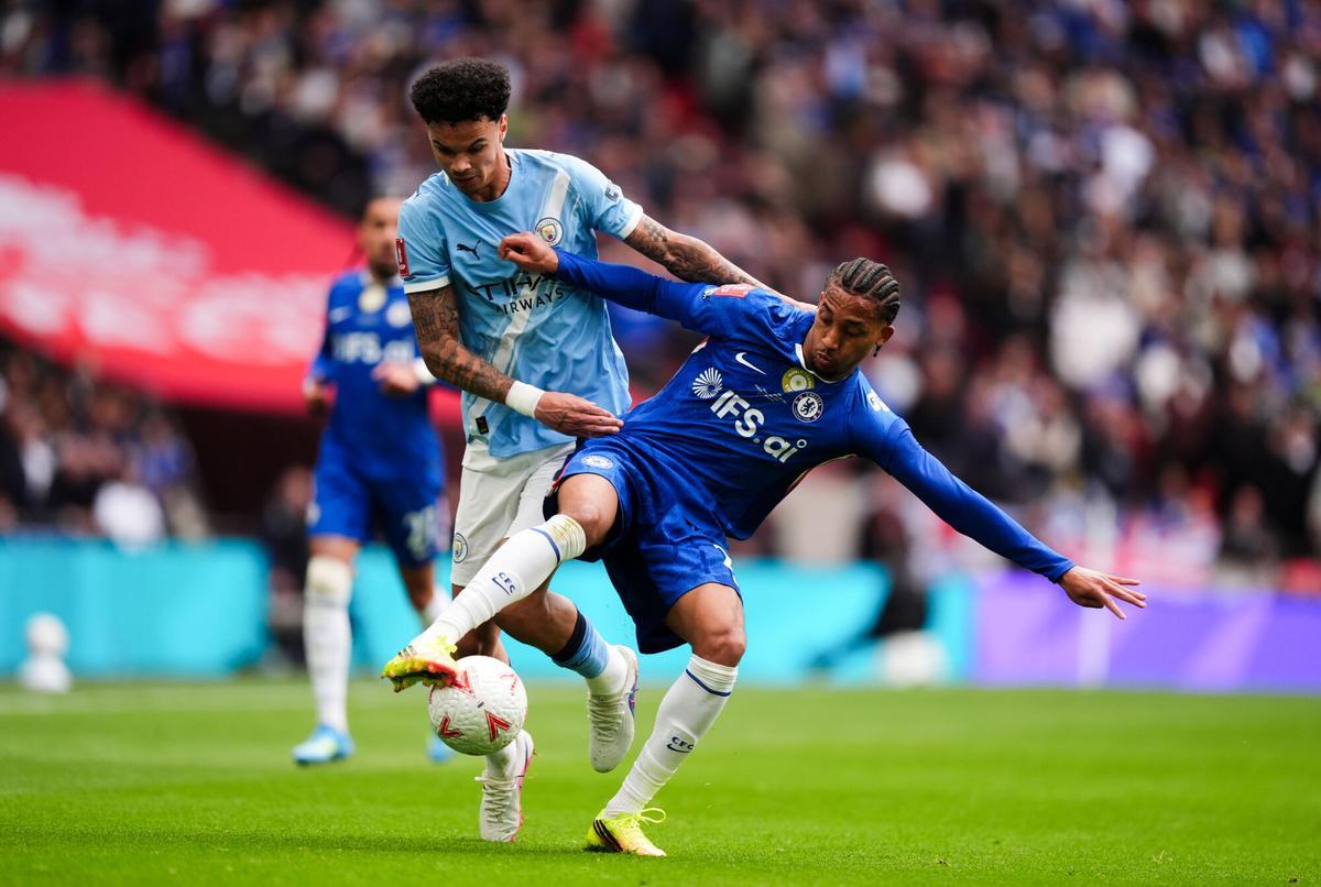 Joao Pedro en la final de la FA Cup entre el Chelsea y el Manchester City