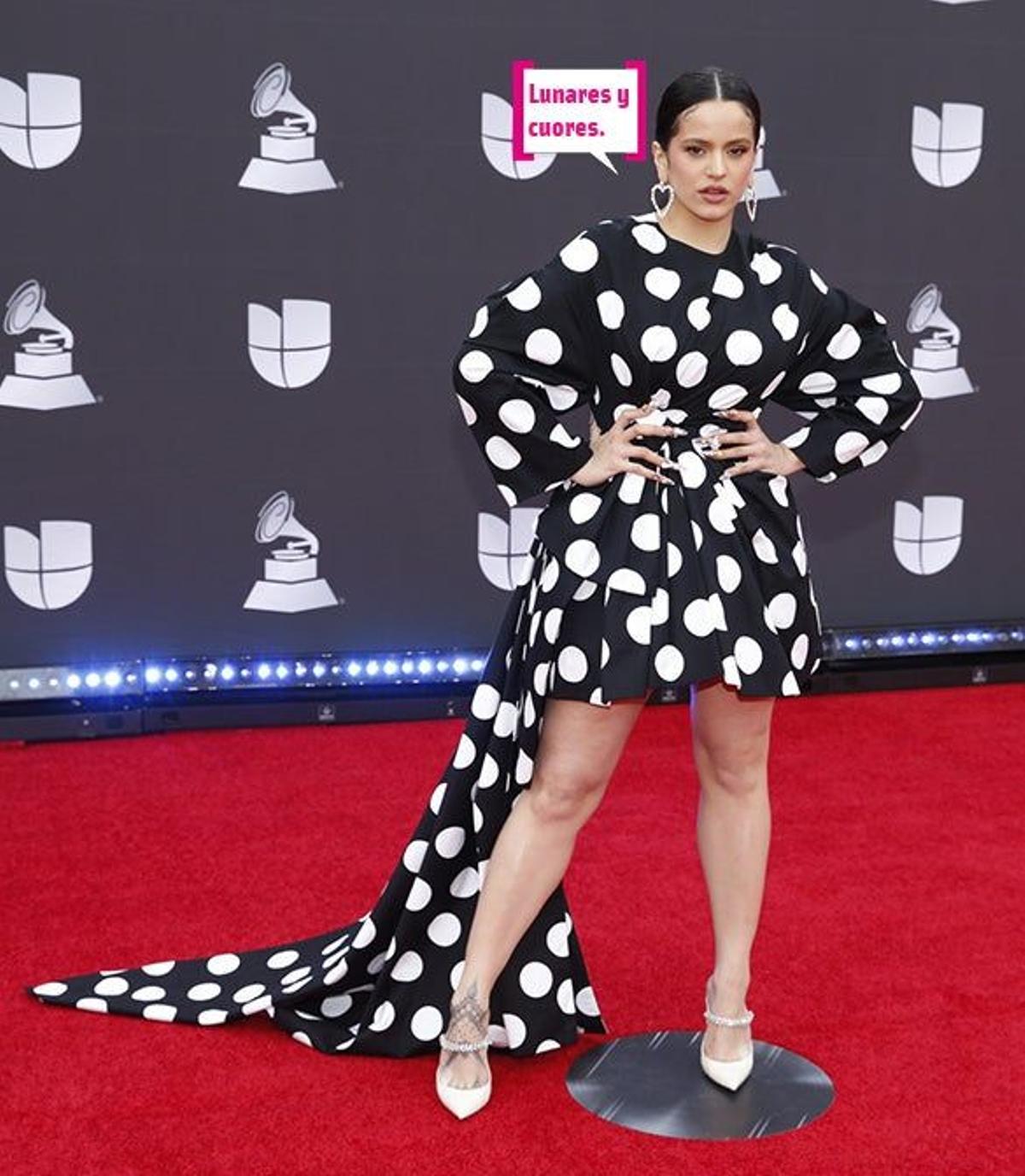 'Look' de Rosalía en los Latin Grammys