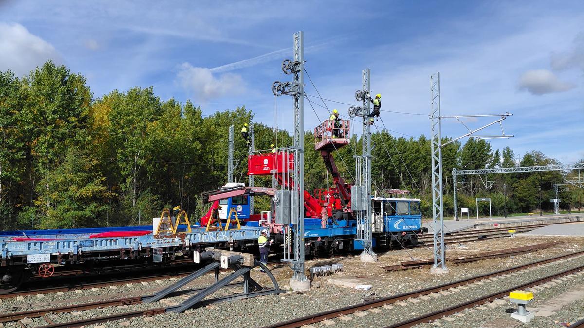 Obras del tren Zaragoza-Teruel-Sagunto, a la altura de Sarrión.