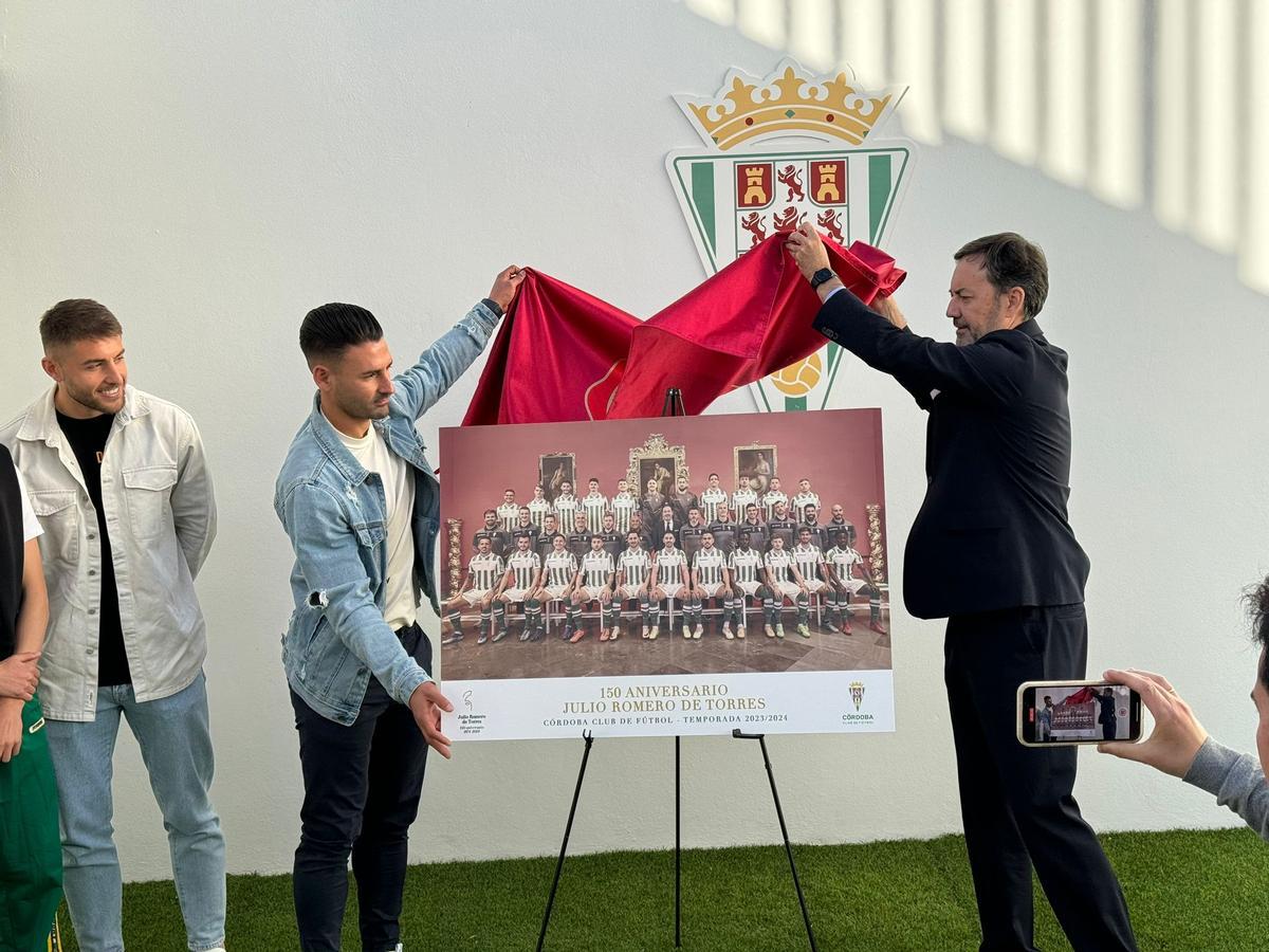 El Córdoba CF y la presentación de su póster oficial, en imágenes