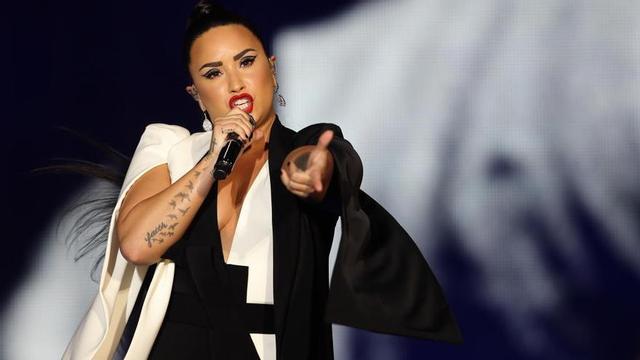 Lovato en una de sus últimas actuaciones.
