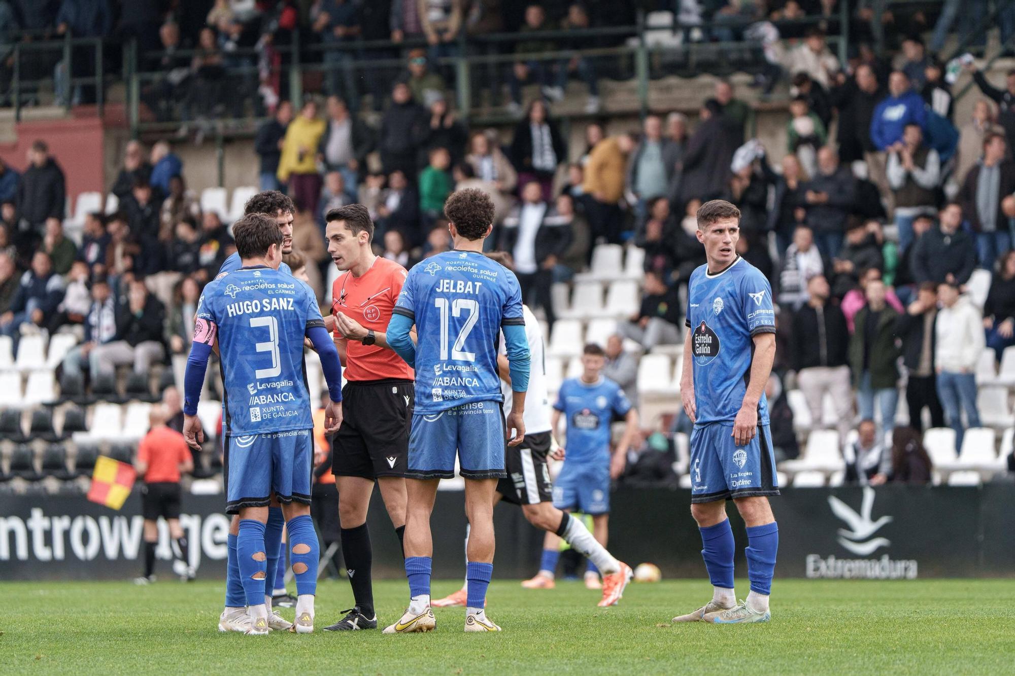 FOTOGALERÍA | Las mejores imágenes del partido Mérida-Orense