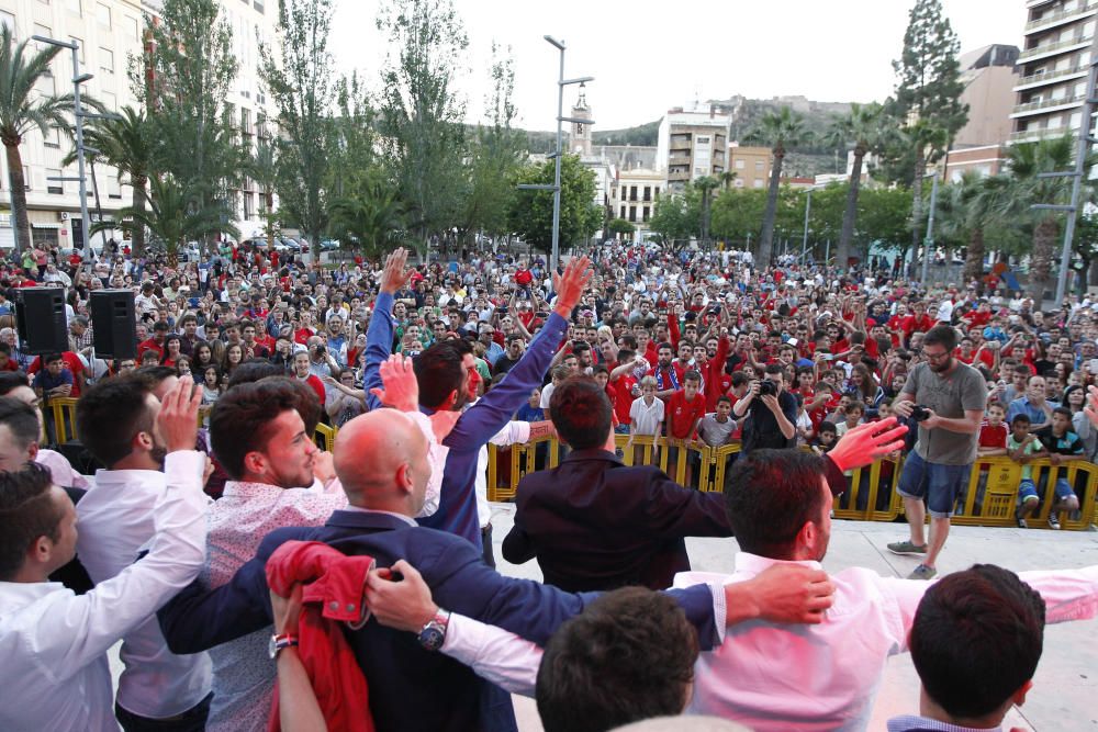 Así ha sido la fiesta del ascenso del Atlético Saguntino a Segunda B