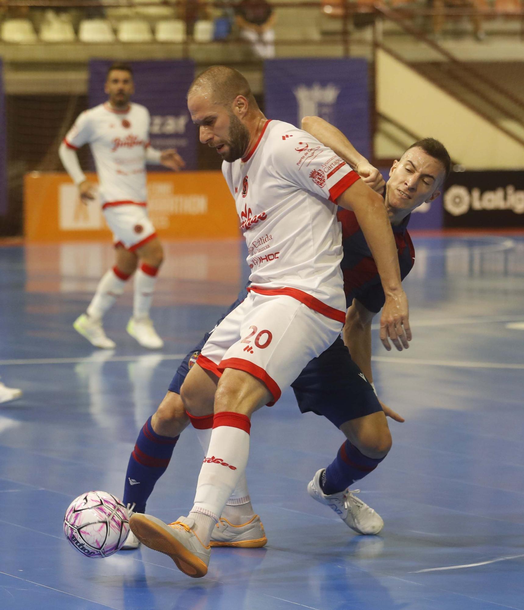 Al Levante UD FS se le escapa la victoria en el último minuto