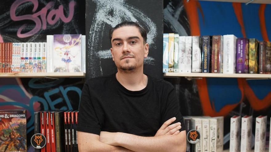 Los "refugios" de las librerías alternativas de A Coruña: "Todas las tiendas estamos llenas"