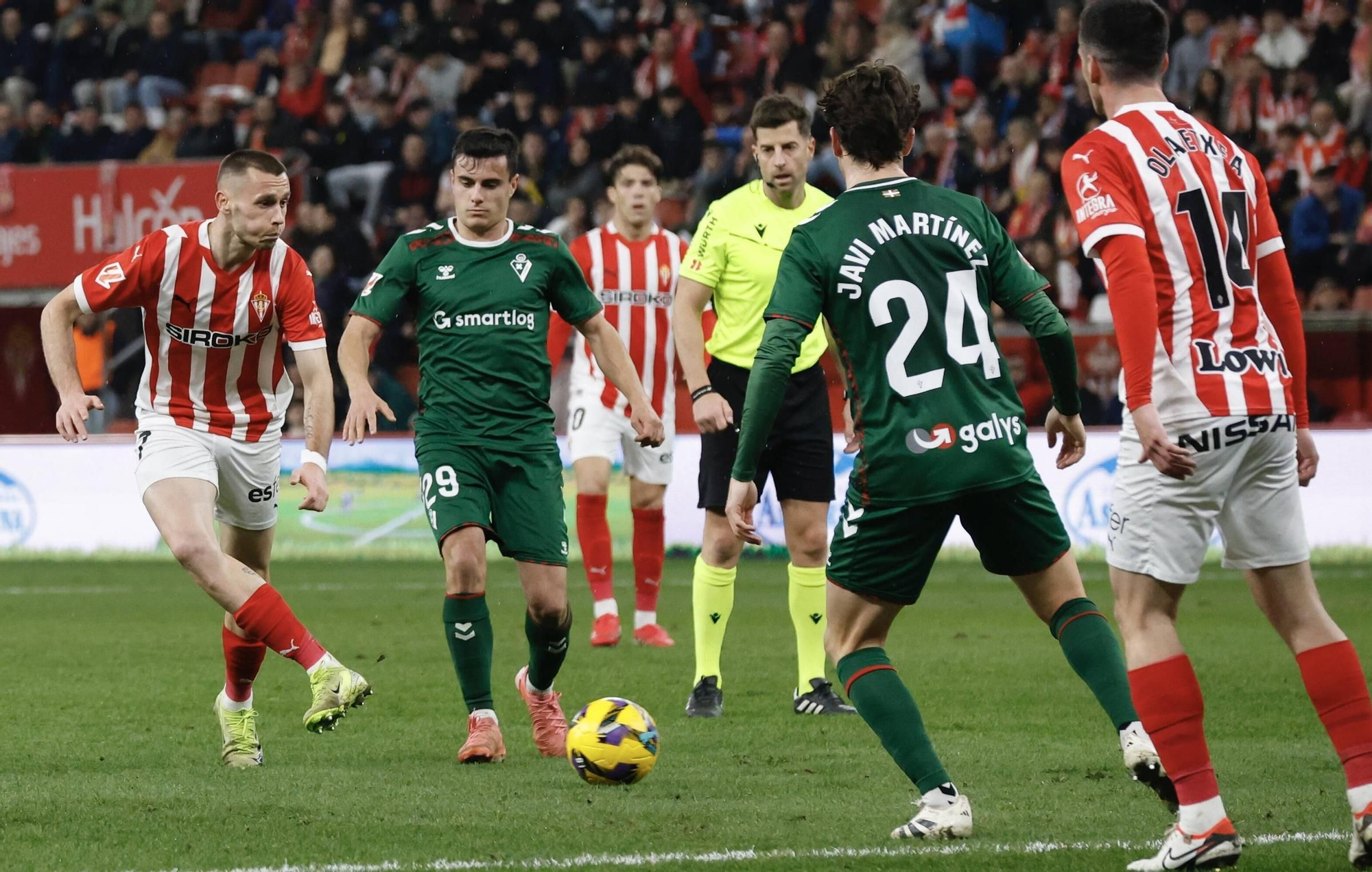 El partido entre el Sporting y el Eibar, en imágenes