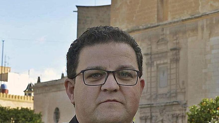 José Manuel Sabuco repite como presidente de la Sociedad Venida de la Virgen de Elche