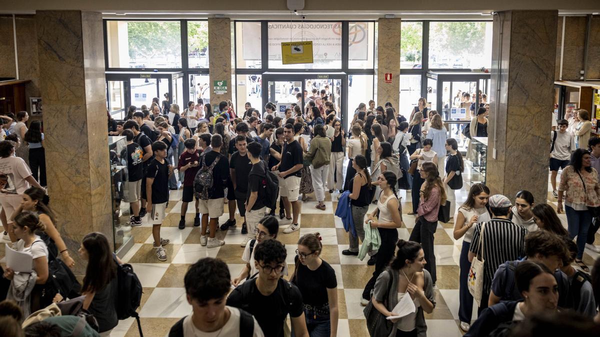Primer examen de la PAU del 2025 en Zaragoza