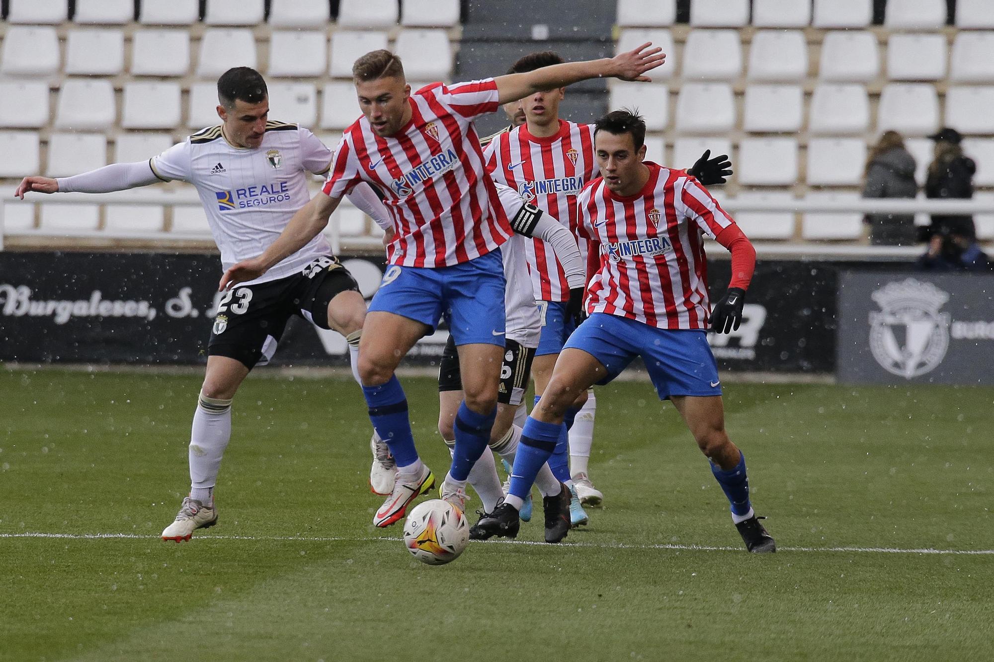 En imágenes: así fue el partido del Sporting en Burgos