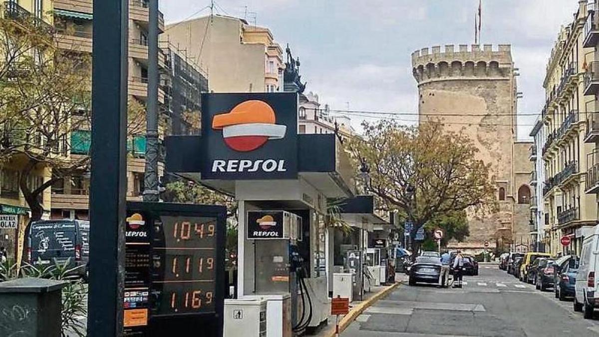 Gasolinera de Guillem de Castro