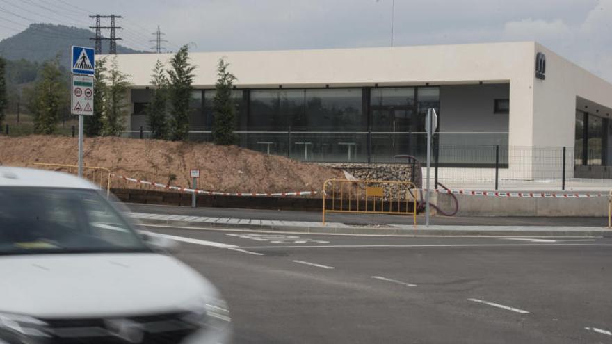 Fontal-Mémora es trasllada del carrer del Bruc al camí de Rajadell, on estrena instal·lacions.