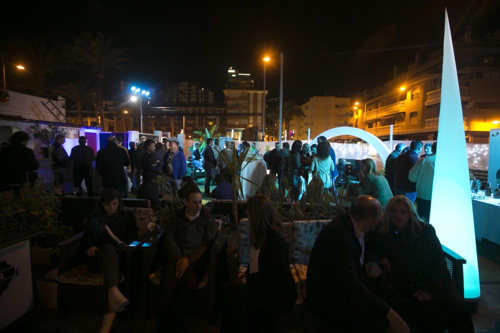 El establecimiento ha preparado un menú especial, que se ofrecerá el sábado y el domingo, para conmemorar las cuatro décadas que lleva abierto en el paseo marítimo de El Campello