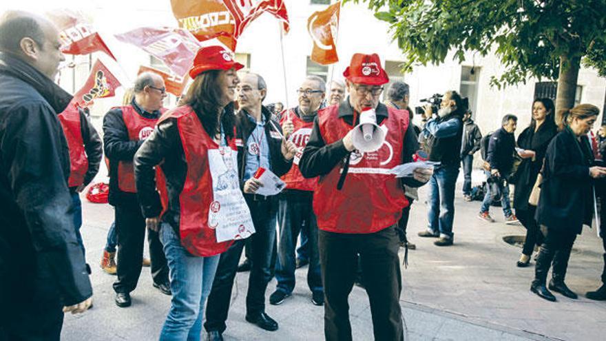 Es muy importante que la sociedad conozca nuestra opinión.