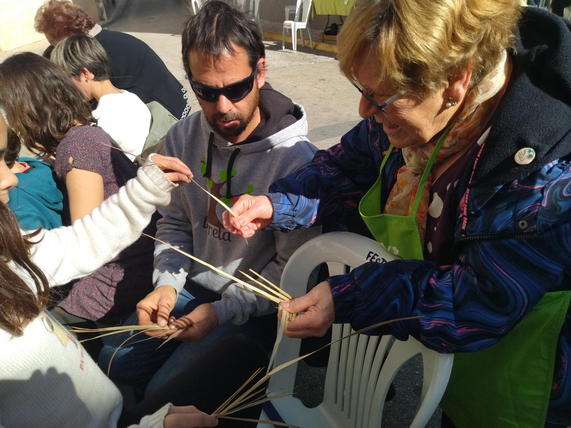 Alcalalí: la "llata", una tradición que trenza futuro