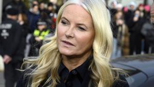 L’amistat del pedòfil amb Mette-Marit sacseja la casa reial noruega