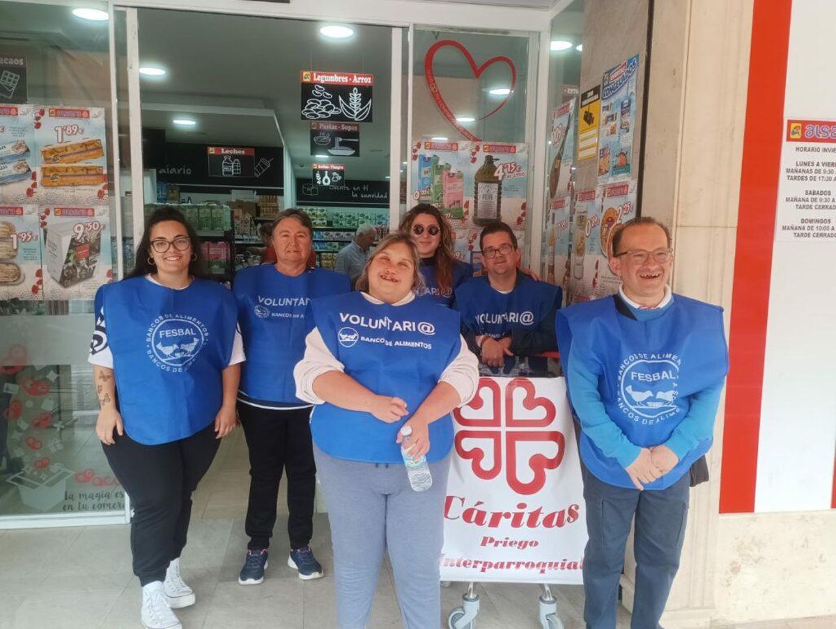 Voluntarios del Banco de Alimentos Medina Azahara de Córdoba.