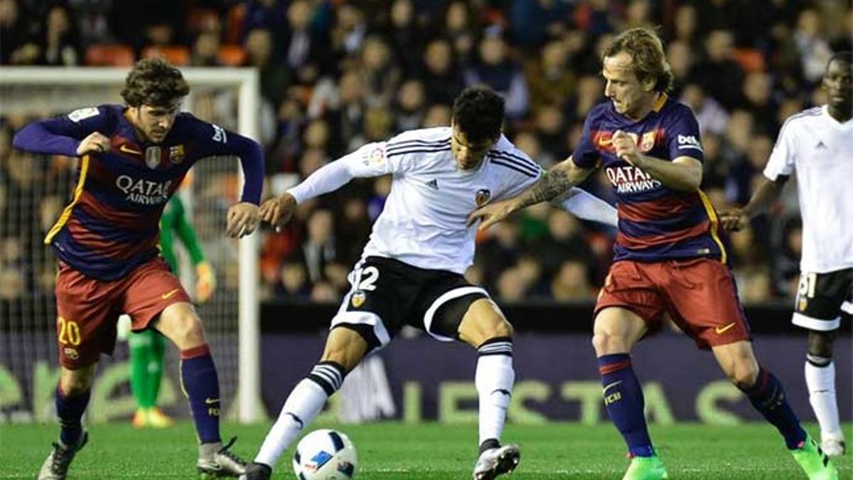 Rakitic fue el motor del Barça... ¡jugando en punta!