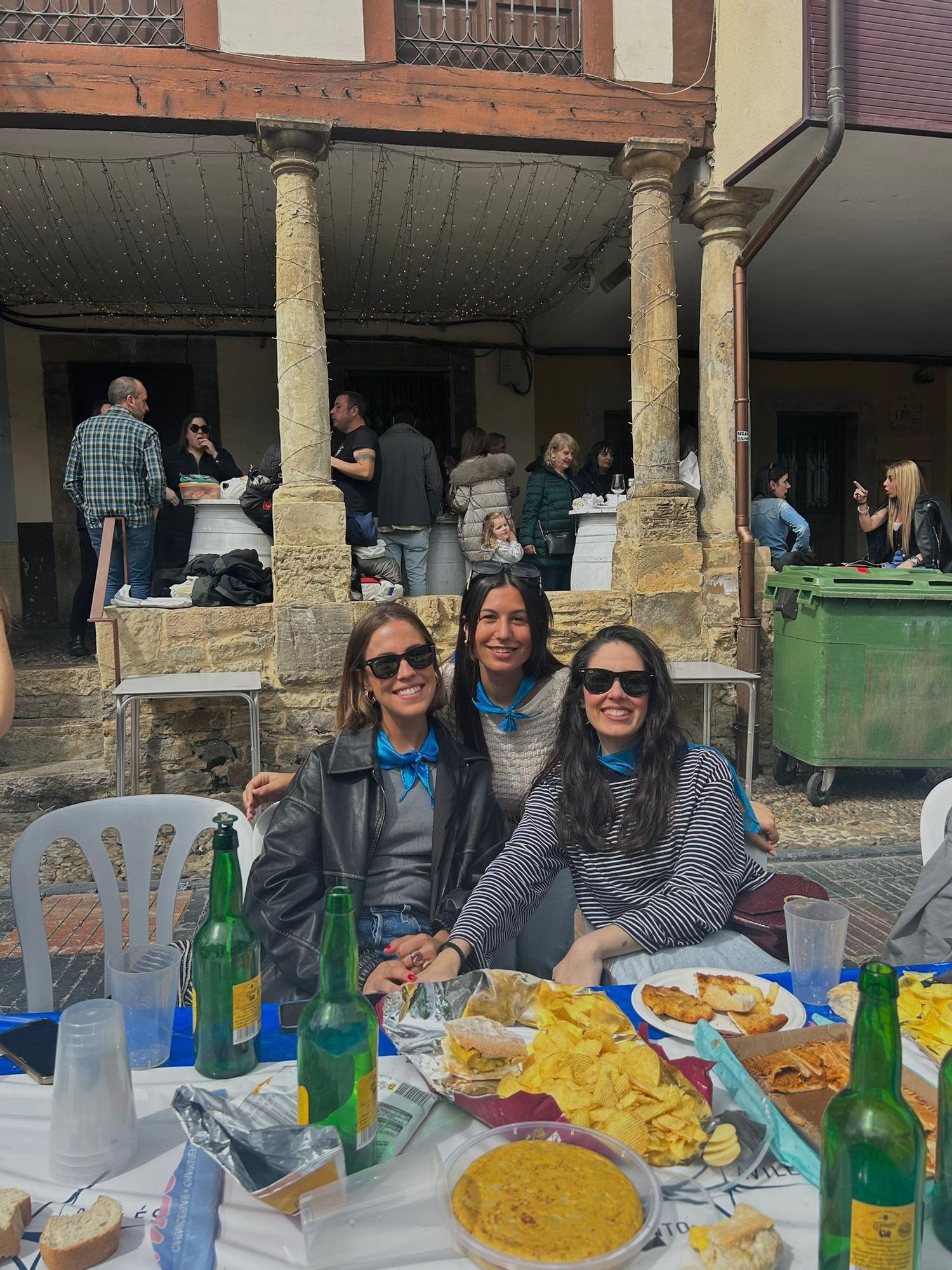 EN IMÁGENES: el ambiente en la Comida en la Calle de Avilés