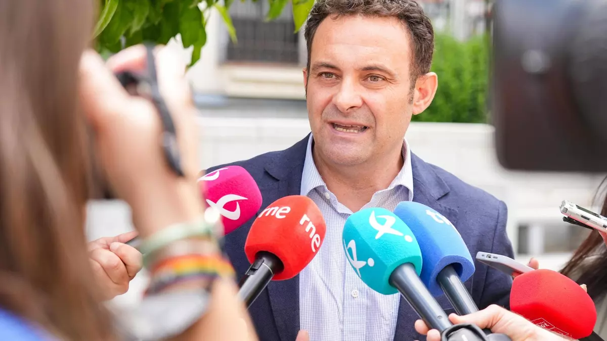 El PSOE denuncia la pérdida de 430 millones en inversiones por la "negligencia" de Guardiola