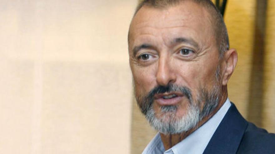 Arturo Pérez-Reverte.