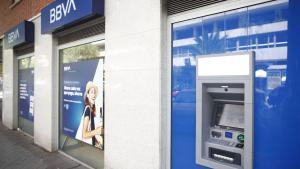 El aviso de BBVA a todos sus clientes sobre las siglas de su tarjeta de crédito