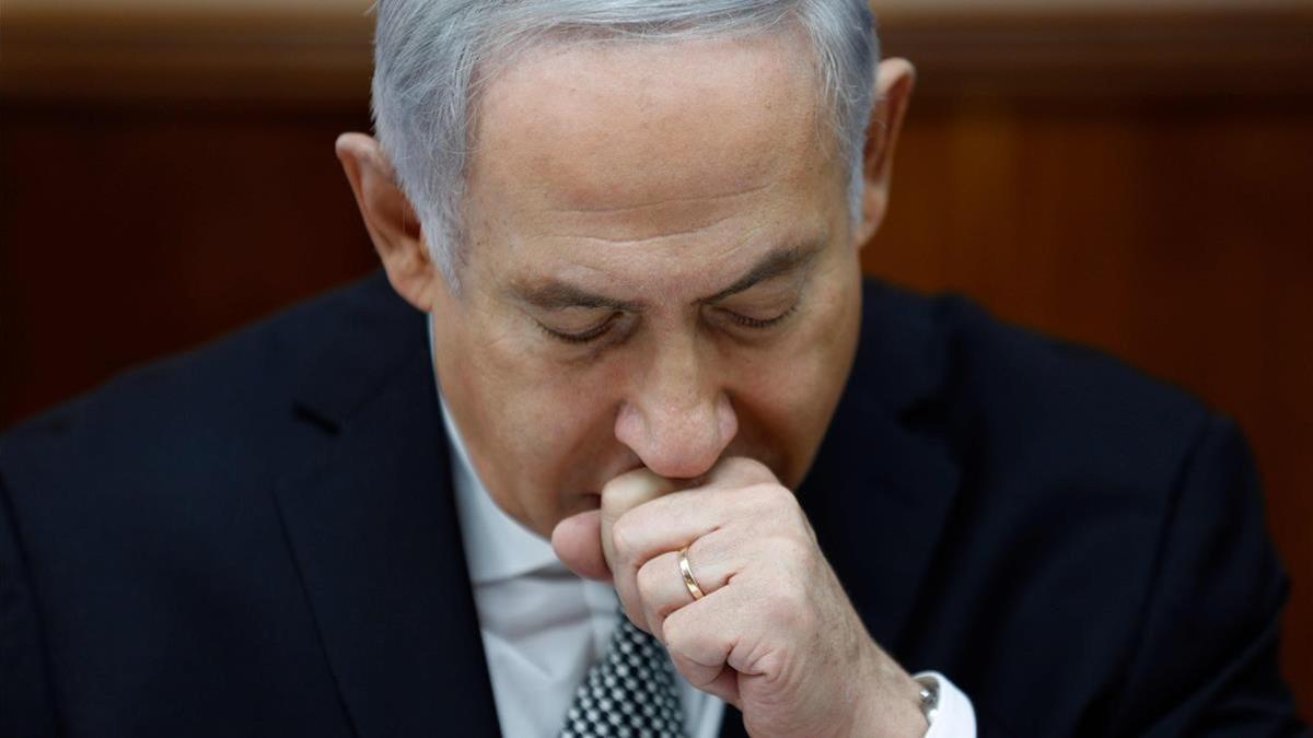 El primer ministro de Israel, Benjamin Netanyahu, preside la reunión semanal del gabinete del Gobierno en Jerusalén