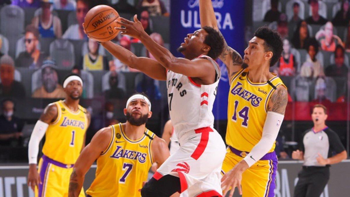 Lowry llevó de cabeza la defensa de los Lakers