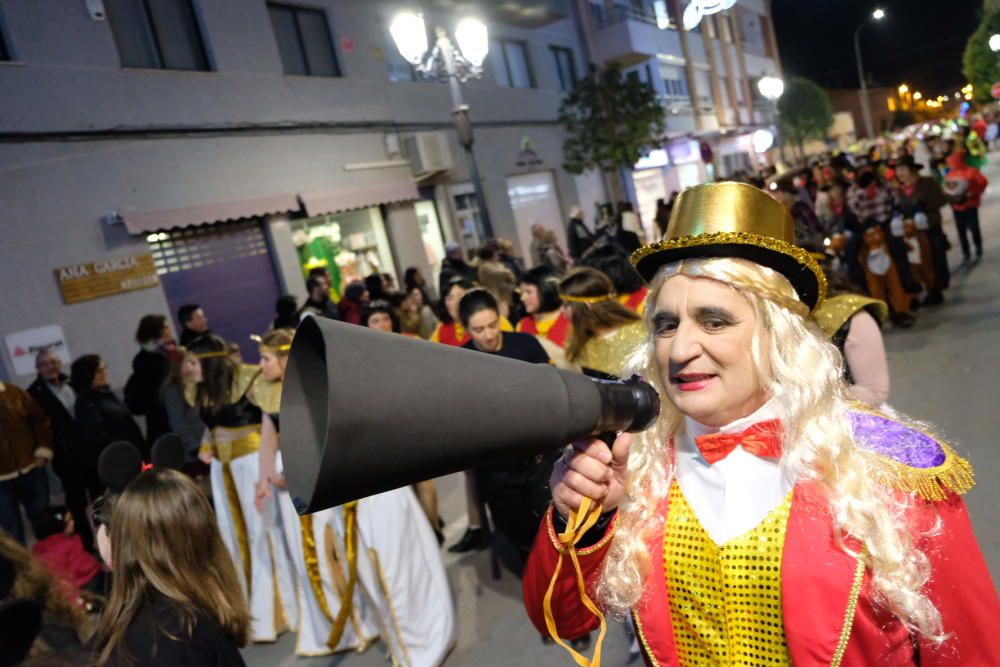 Un Carnaval en plena Cuaresma en Sax.