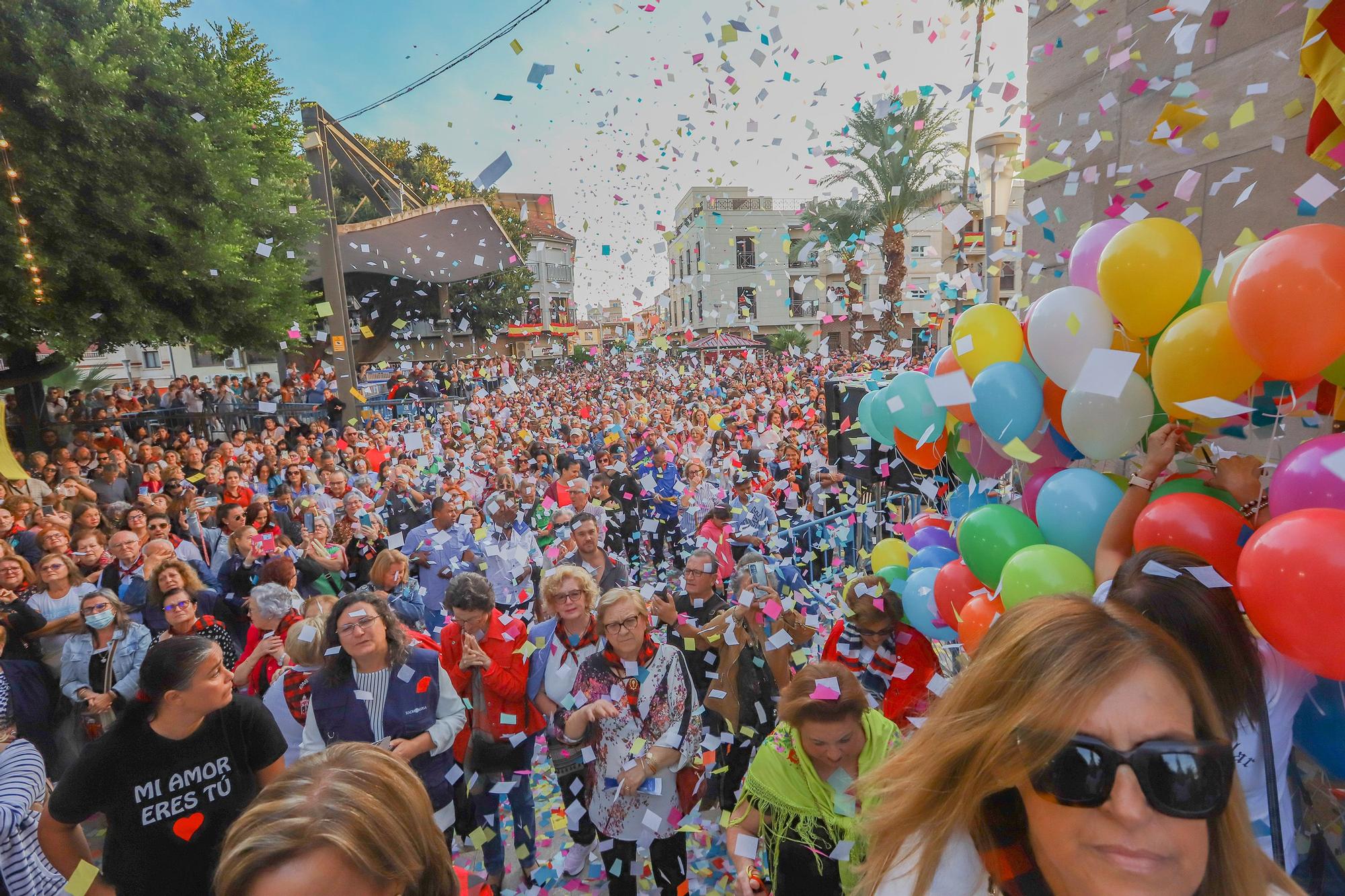 Benejúzar recobra esplendor y alegría con su Pilarica