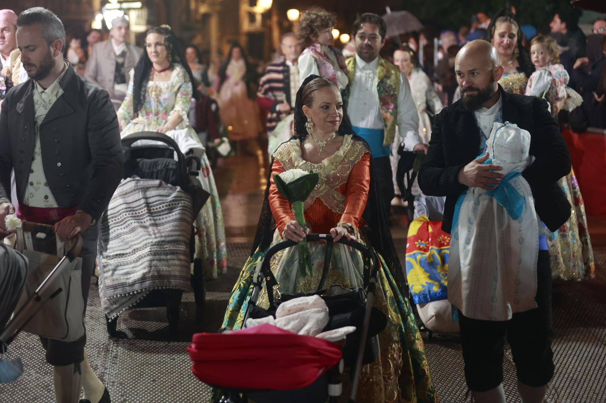 Búscate en la Ofrenda por la calle Quart (entre 22.00 y 23.00 horas)