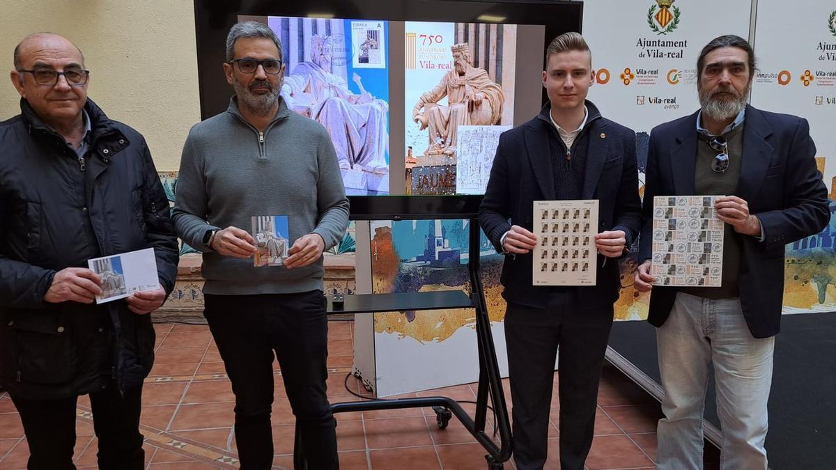 El concejal López ha presentado la tramitación del sello conmemorativo de los 750 años de Vila-real, junto a Rubert, Basiero y Verde.