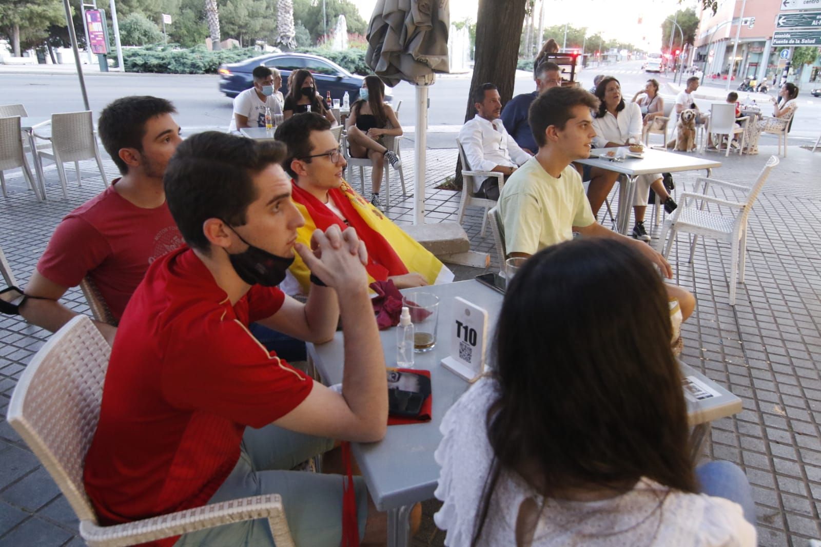 Los aficionados cordobeses con la selección española