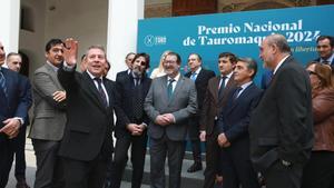 El cineasta Albert Serra i la Unión de Criadores de Toros de Lidia guanyen el primer Premi Nacional de Tauromàquia que no convoca el Ministeri de Cultura