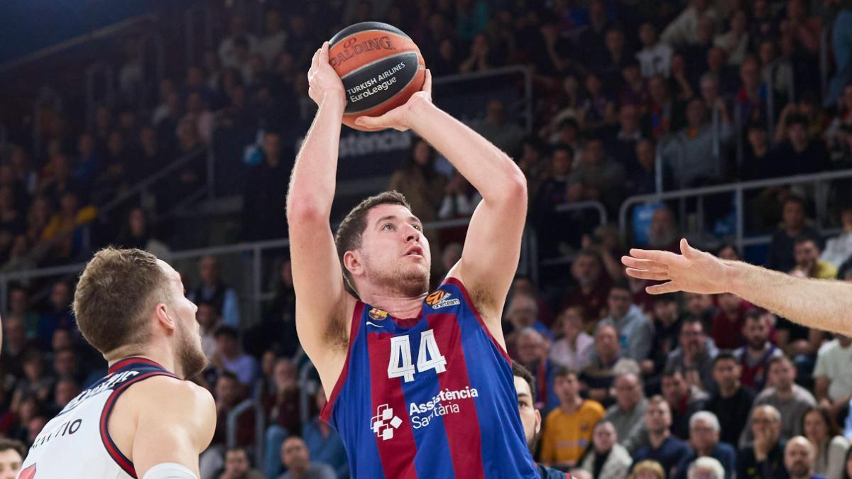 Parra rozó la perfección en el último cuarto frente al Baskonia