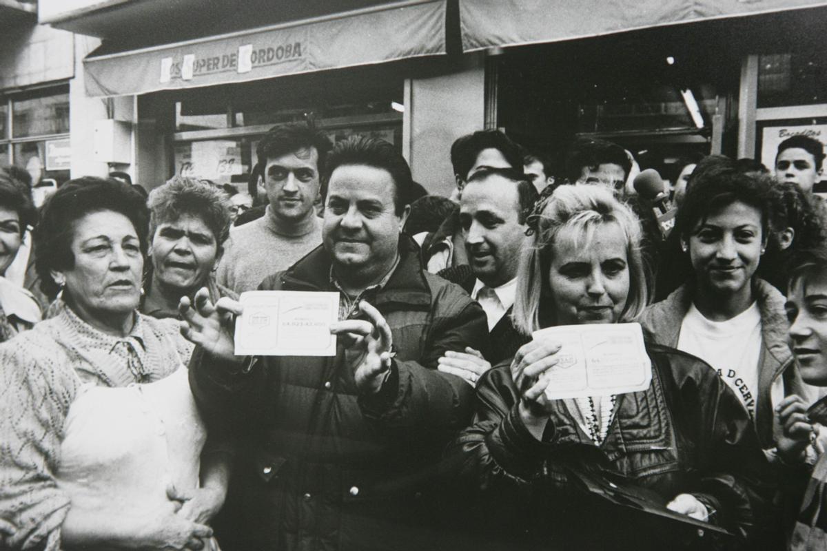 Cordobeses celebran un segundo premio en 1992.