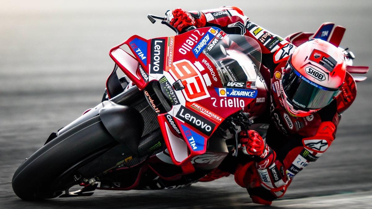 Marc Márquez durante los test de pretemporada en Sepang