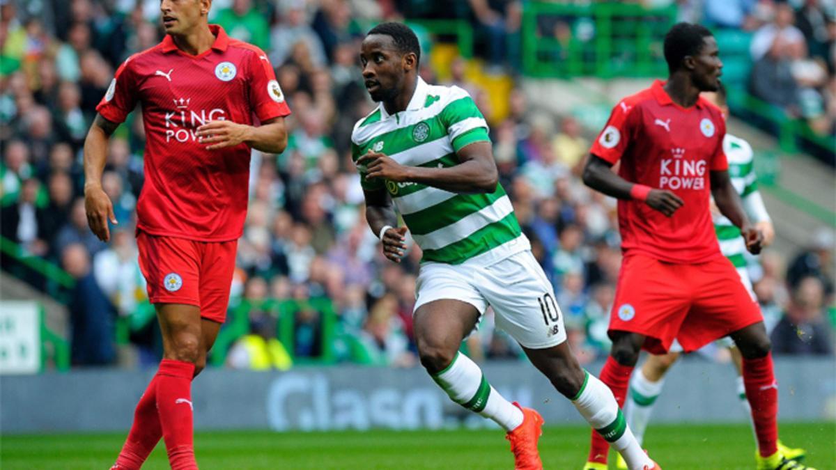 Dembelé (en el centro de la imagen) fue el gran protagonista del triunfo del Celtic sobre el Rangers