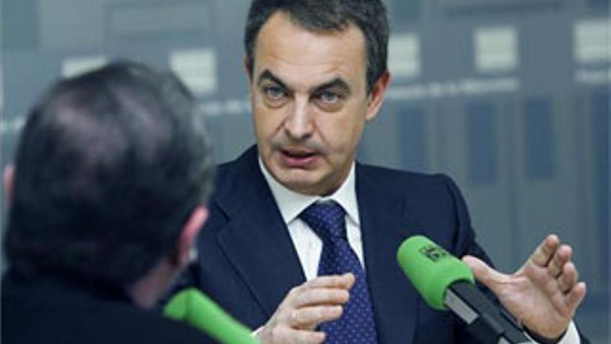 Zapatero asegura que ETA &quot;ya está derrotada&quot;