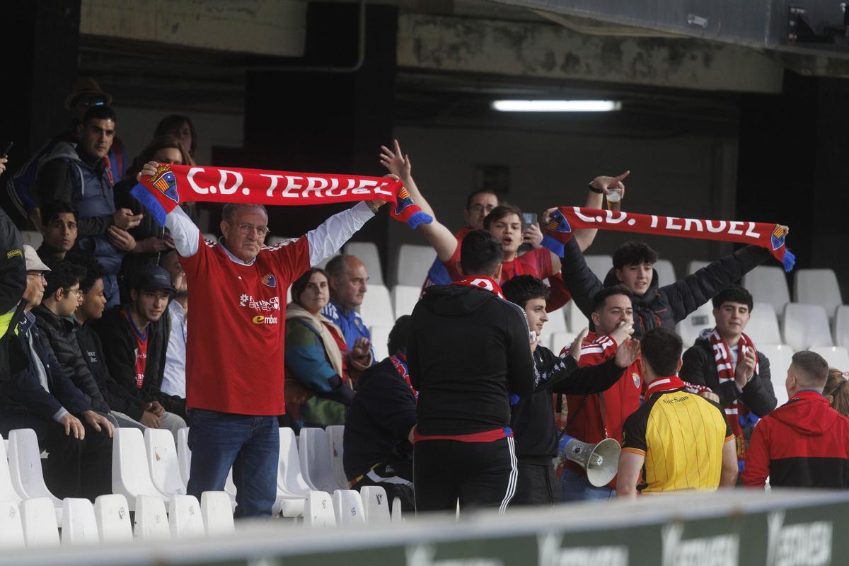 Las imágenes del partido entre el FC Cartagena y el CD Teruel