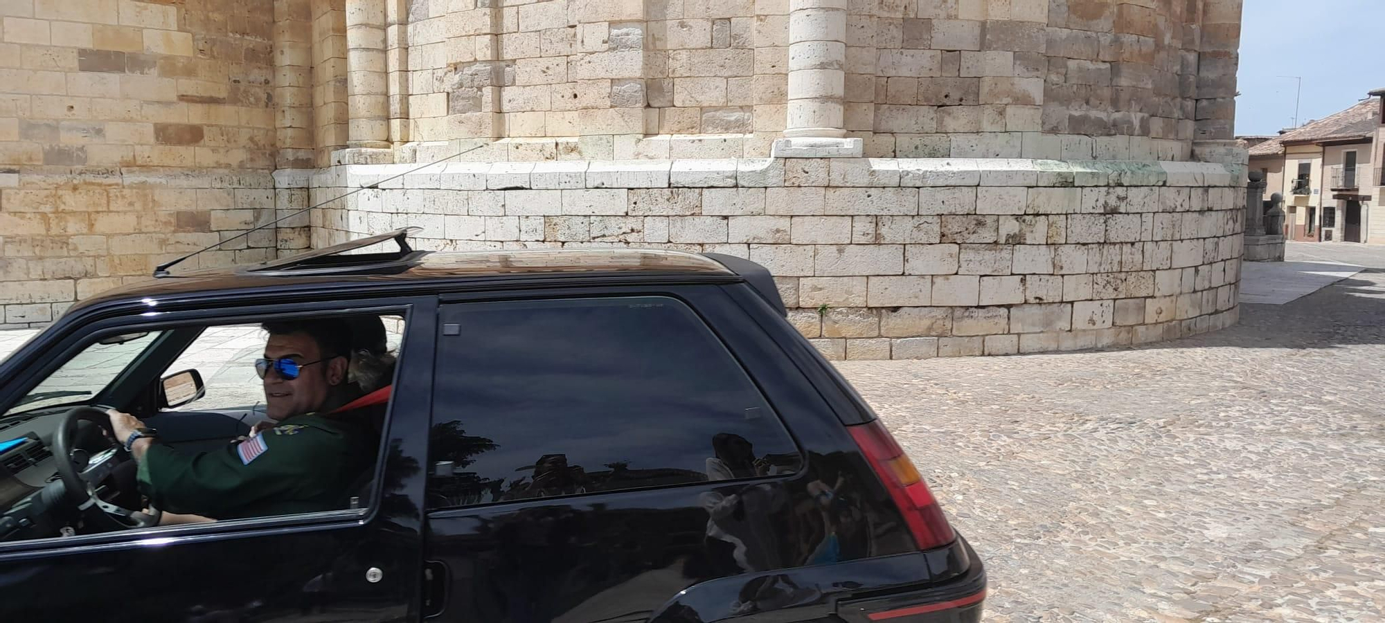 GALERÍA | Reunión de coches clásicos y fiesta de disfraces en Toro