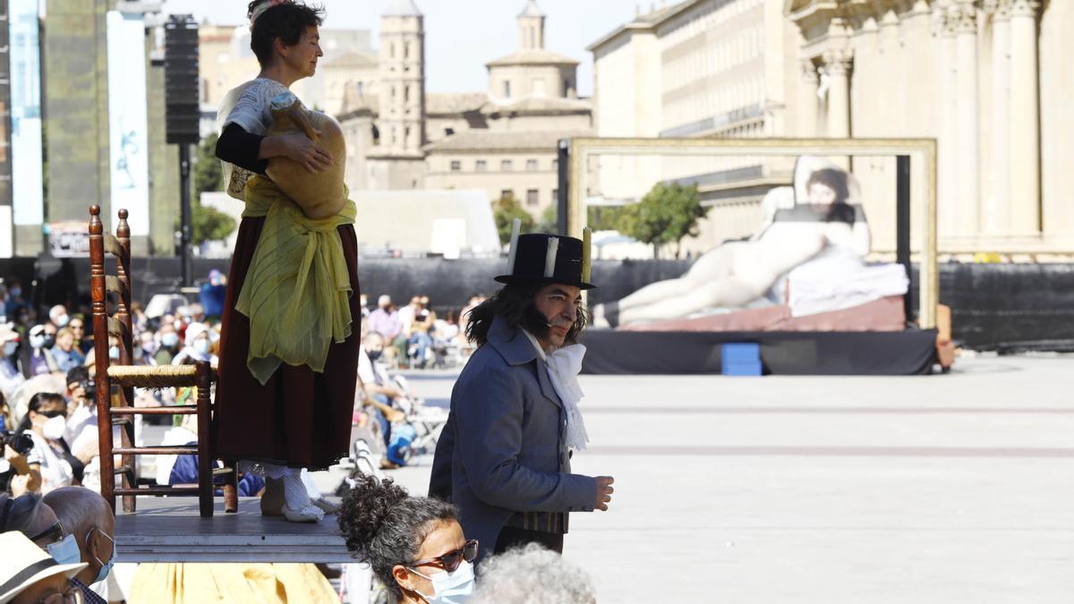 Como ya ocurrió hace un año, los cuadros de Goya volverán a cobrar vida en la plaza del Pilar durante las Fiestas Goyescas.