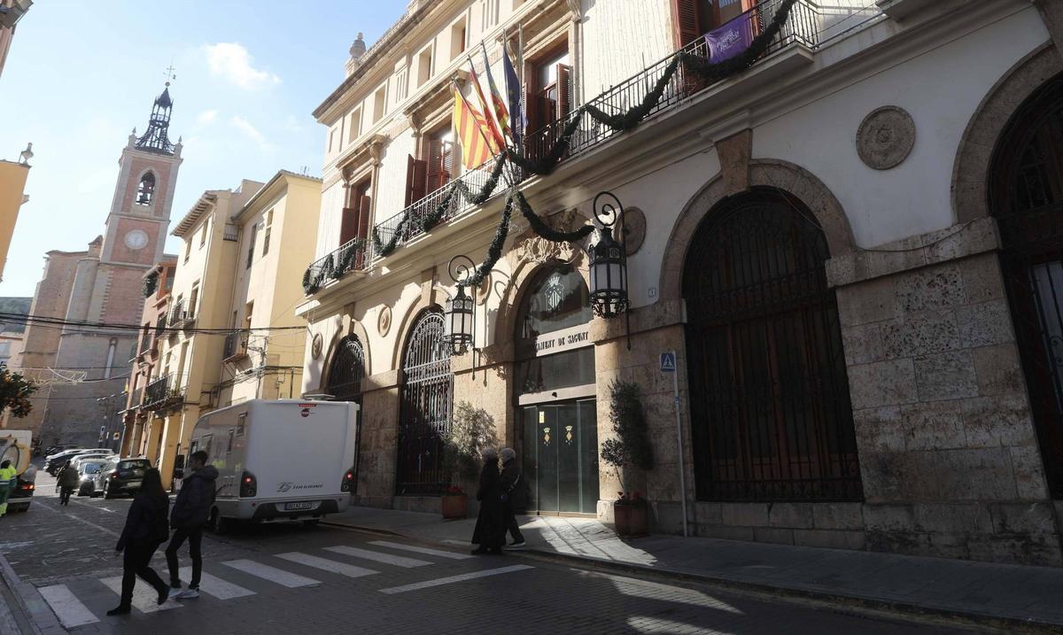 Fachada del Ayuntamiento de Sagunt.