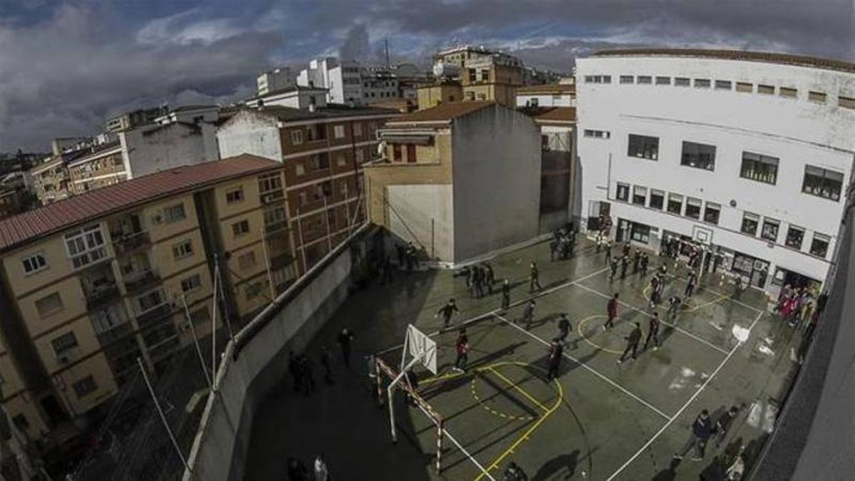 El colegio Paideuterion, en Cáceres, contará con una unidad menos en 1º de ESO.