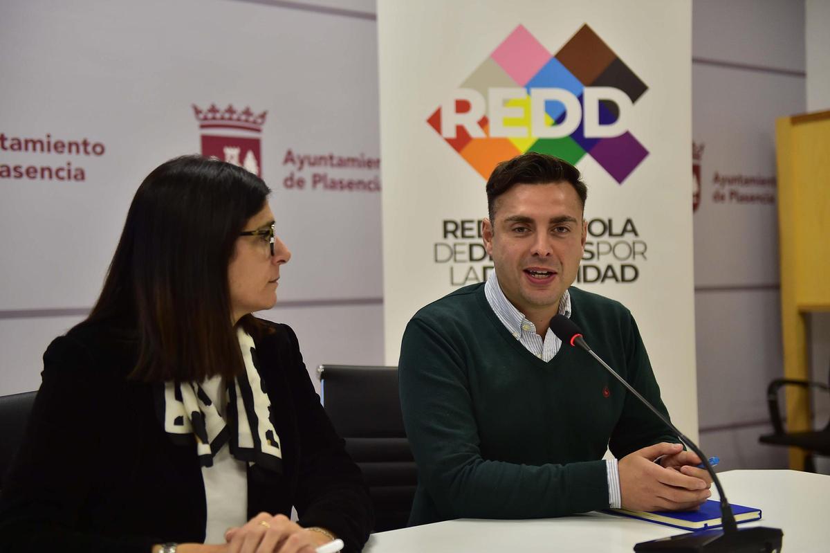 Presentación de la adhesión de Plasencia a la Red Española de Destinos por la Diversidad.
