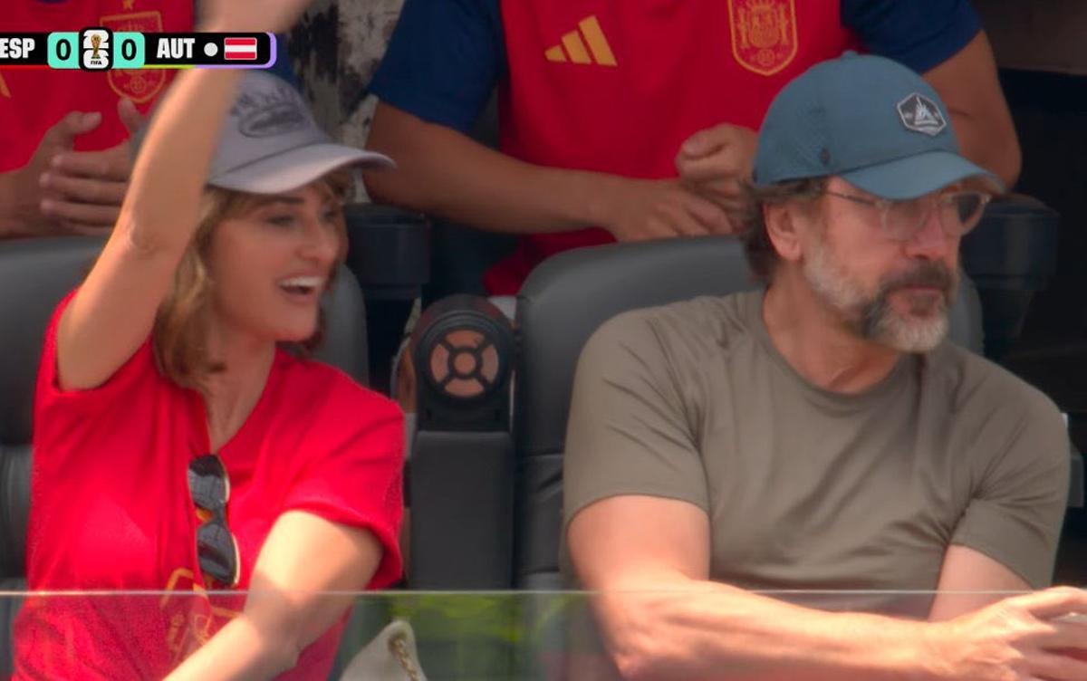 Penélope Cruz y Javier Bardem, en el España Austria del Mundial