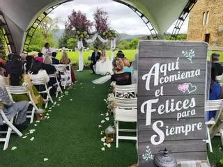 La boda de Alejandro Casal Melendi y Andrea García Cifuentes, en imágenes