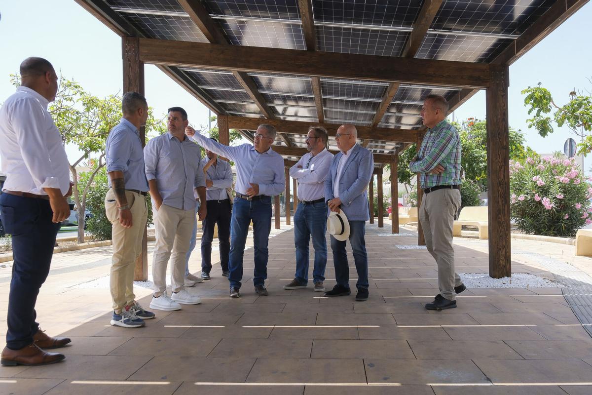 Autoridades del Cabildo y del ayuntamiento visitan las obras del proyecto Impulsa Maspalomas Autoridades del Cabildo y del ayuntamiento visitan las obras del proyecto Impulsa Maspalomas