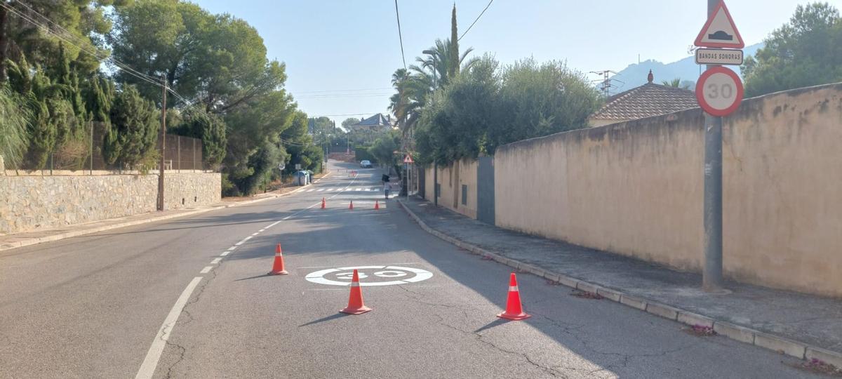 Nueva señalización de velocidad pintada este 31 de julio